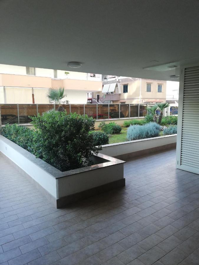 Levante Waterfront Bari Bagian luar foto