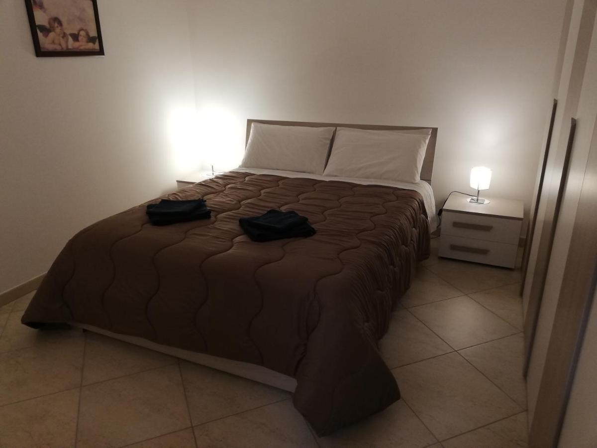 Levante Waterfront Bari Bagian luar foto